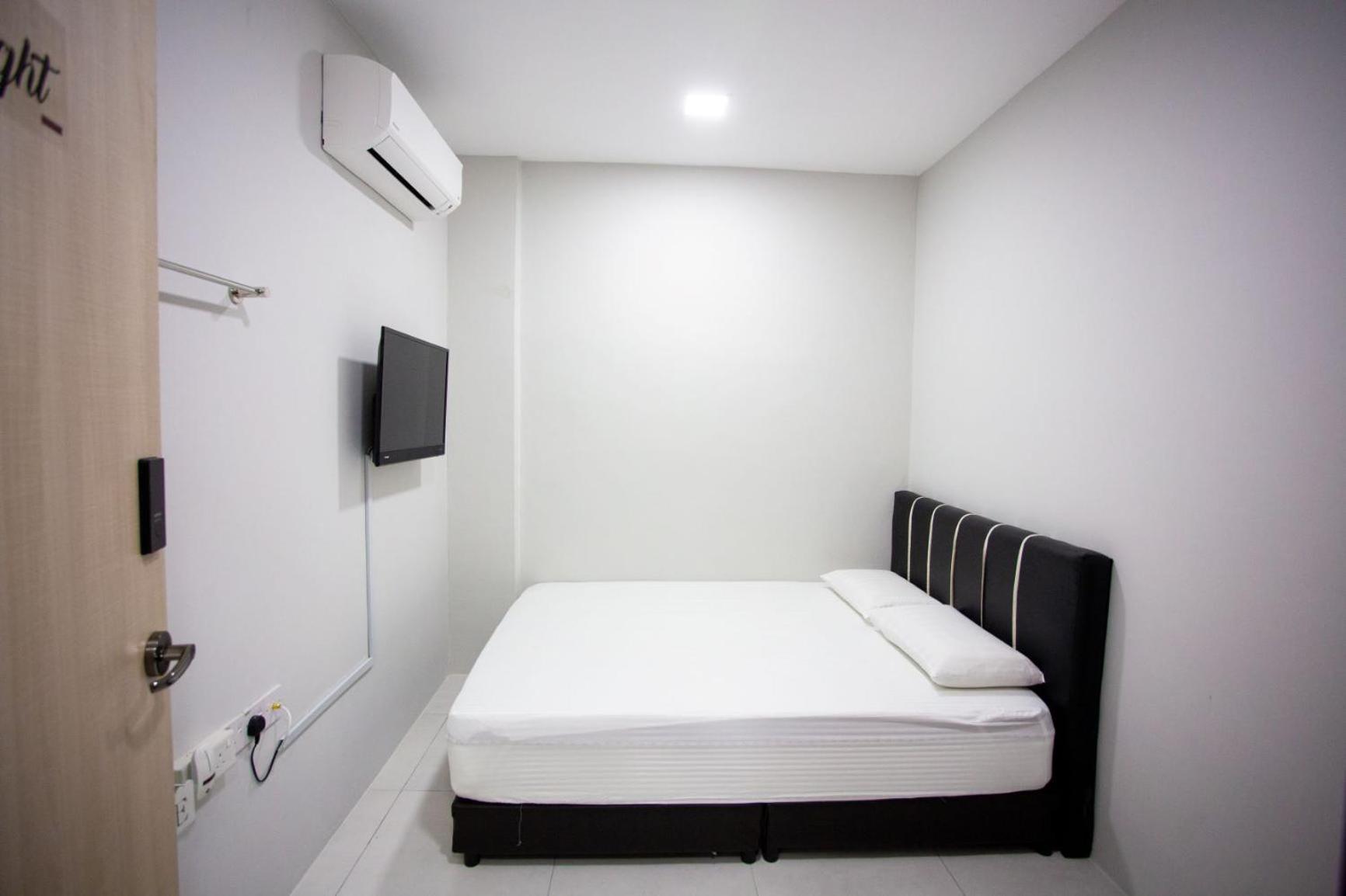 Hom2Rex Kuching Homestay Taman Timberland Exteriör bild
