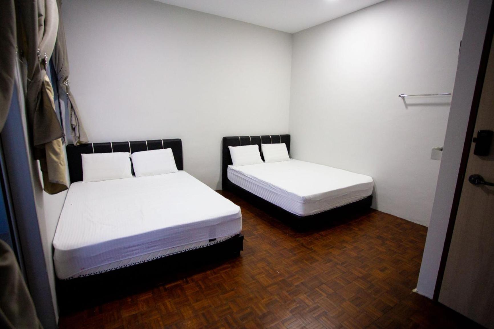 Hom2Rex Kuching Homestay Taman Timberland Exteriör bild